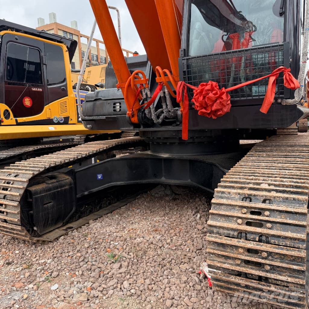 Hitachi ZX 360 Bandgrävare
