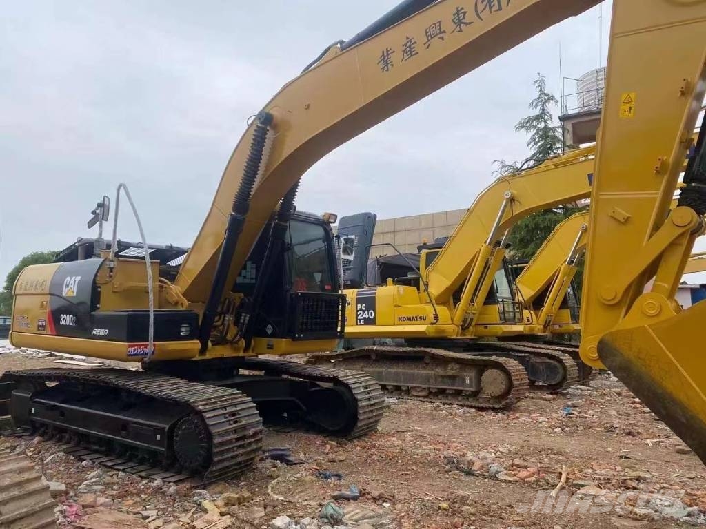 CAT 320 D Raupenbagger