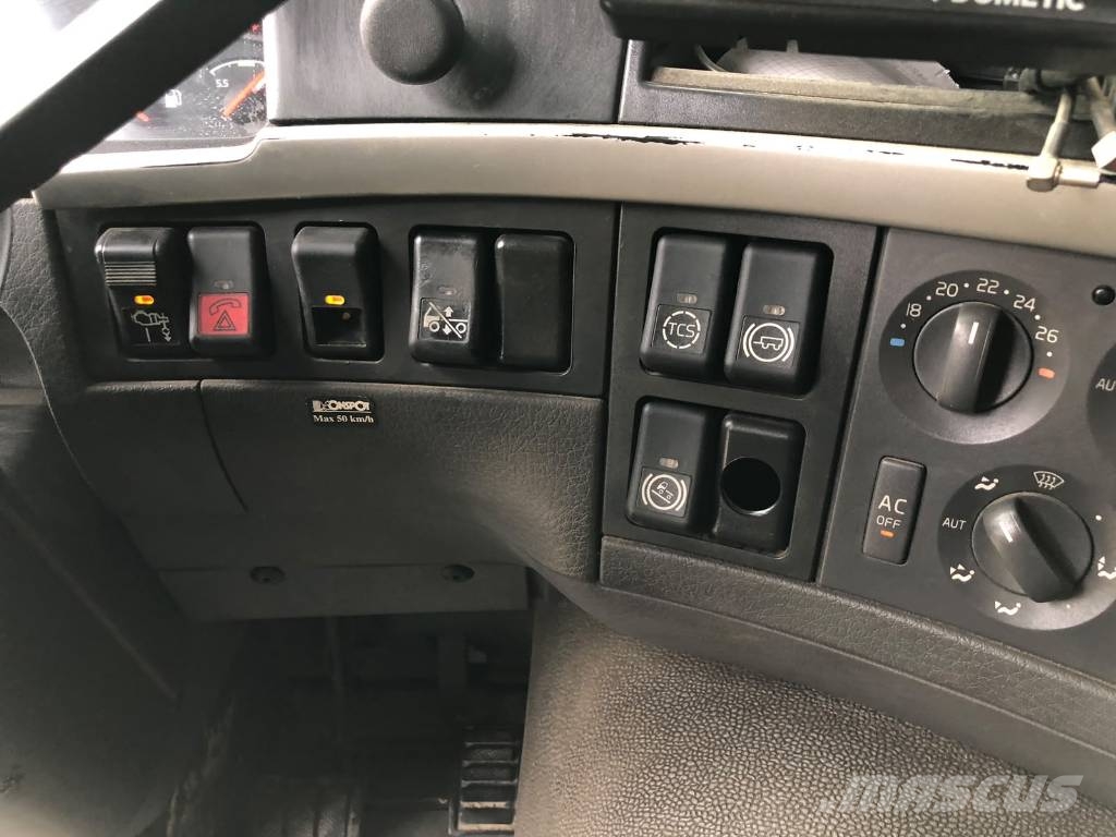 Volvo FMX 410 + CRANE + REMOTE + HOOK Kranwagen