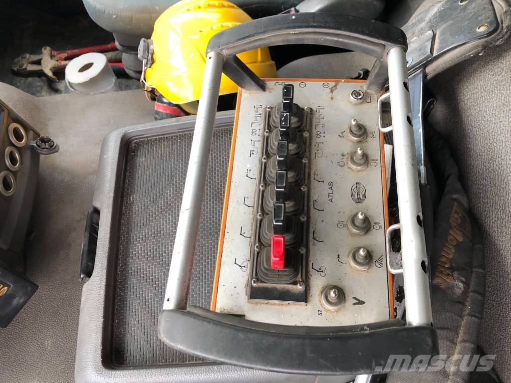 Volvo FMX 410 + CRANE + REMOTE + HOOK Kranwagen