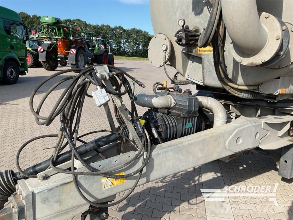 Meyer-Lohne CARGO 28000 ماكينات وملحقات تسميد أخرى