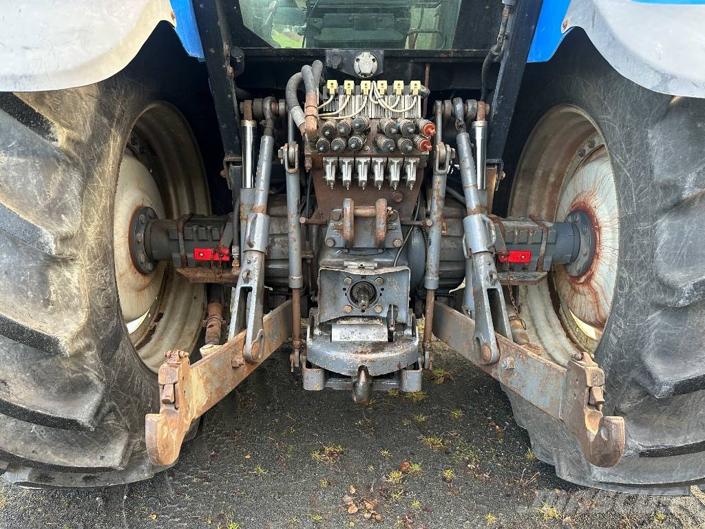 New Holland TS 115 الجرارات