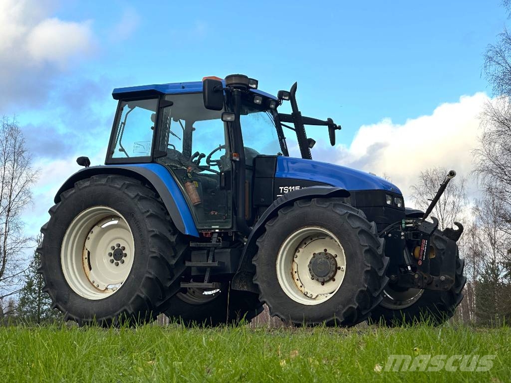 New Holland TS 115 الجرارات