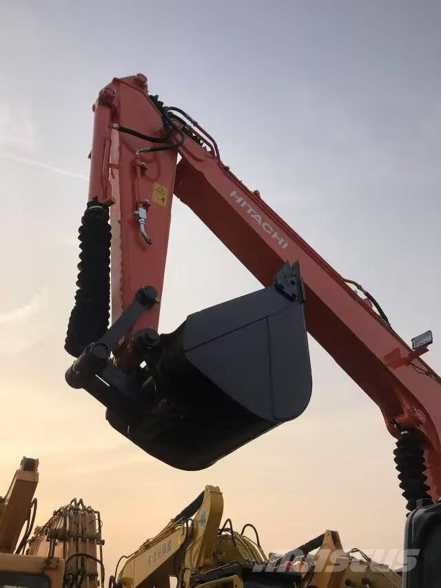  日立 70 Mini excavators < 7t (Mini diggers)