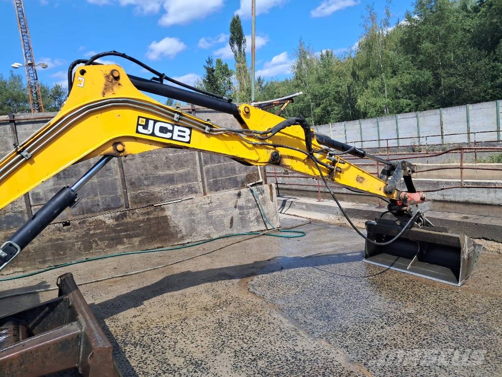 JCB 67 C-1 Minigraafmachines < 7t