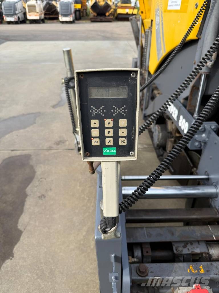Vögele Super 800 Asfalta klājēji