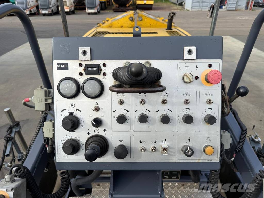 Vögele Super 800 Asfalta klājēji