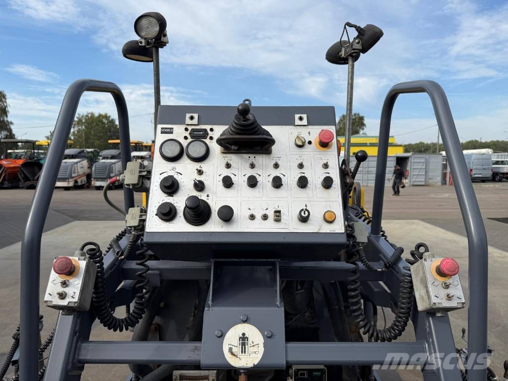 Vögele Super 800 Asfalta klājēji