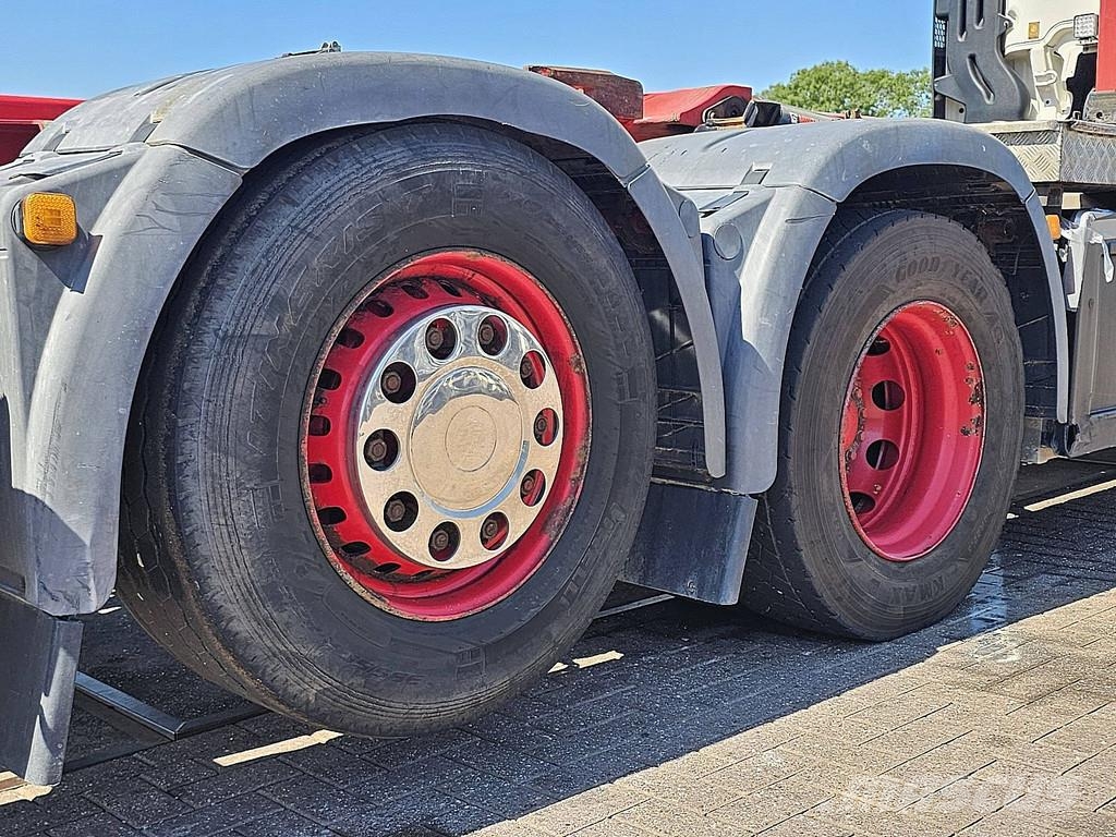 MAN 26.500 TGX XXL 6X2-4 INTARDER Rol kiper kamioni sa kukom za podizanje tereta