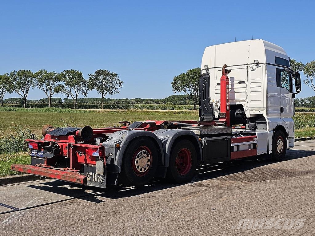 MAN 26.500 TGX XXL 6X2-4 INTARDER Rol kiper kamioni sa kukom za podizanje tereta