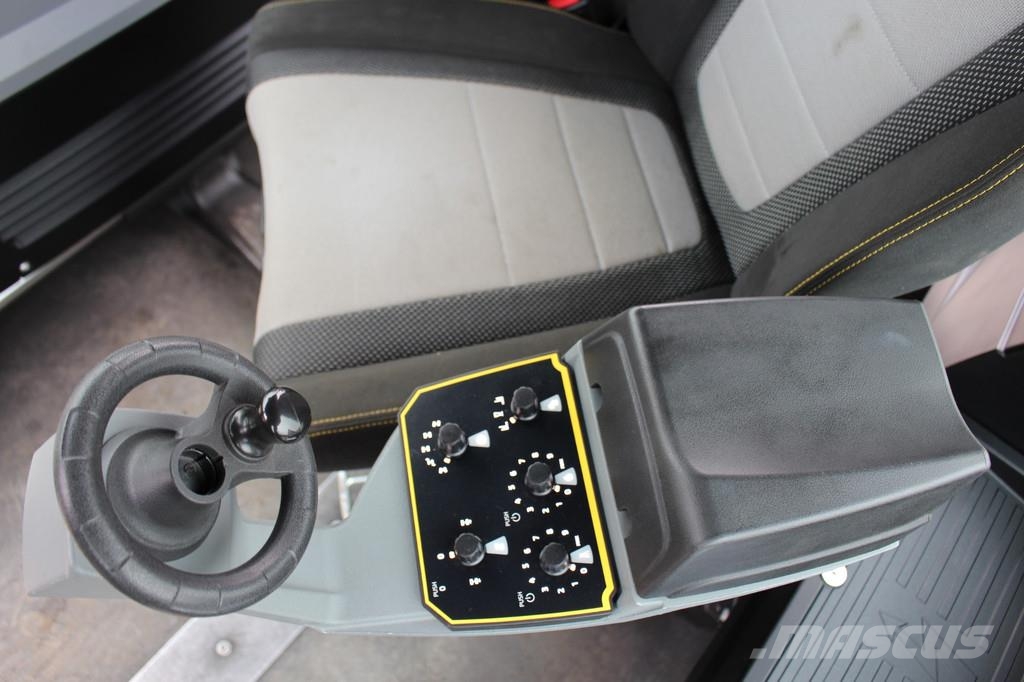 Bomag BW 154 ACP-5 Kombinované válce
