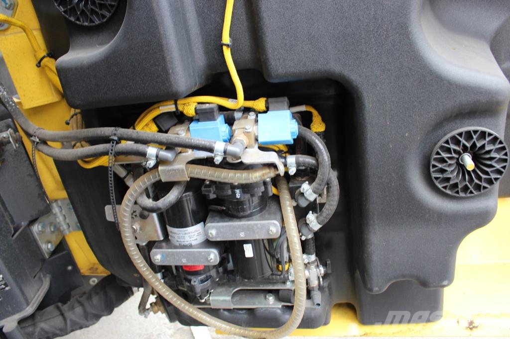 Bomag BW 154 ACP-5 Kombinované válce