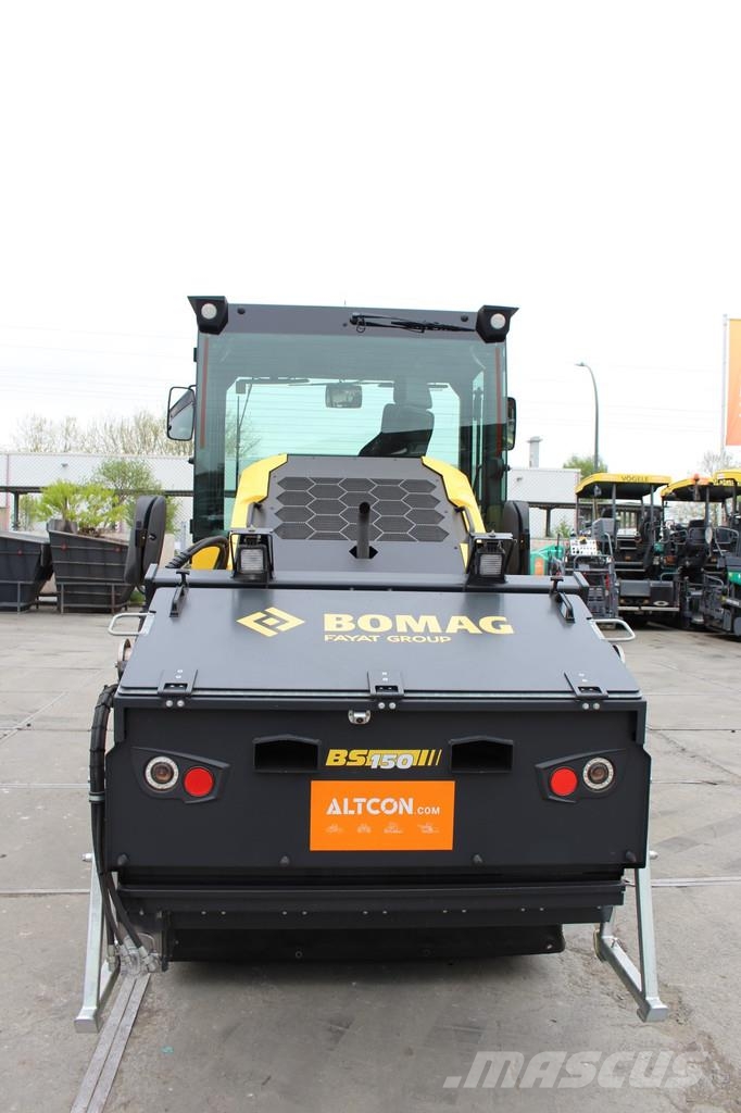 Bomag BW 154 ACP-5 Kombinované válce
