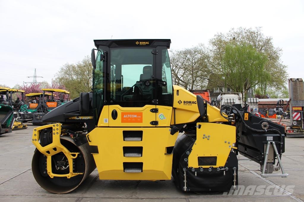 Bomag BW 154 ACP-5 Kombinované válce
