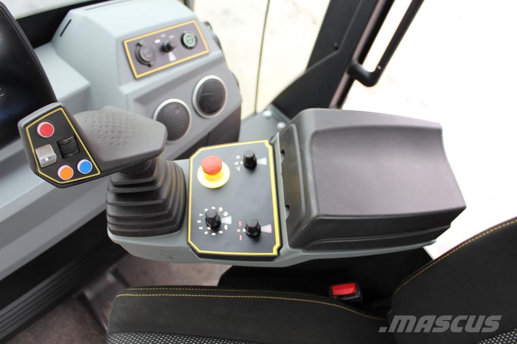 Bomag BW 154 ACP-5 Kombinované válce