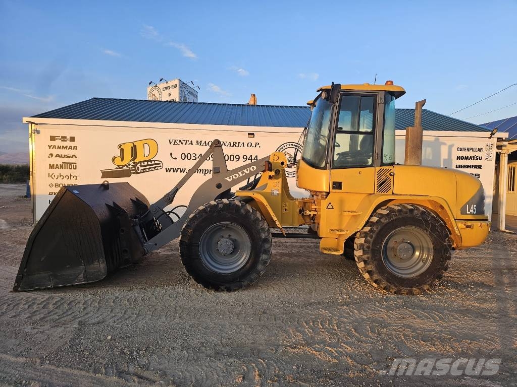 Volvo L 45TP Incarcator pe pneuri