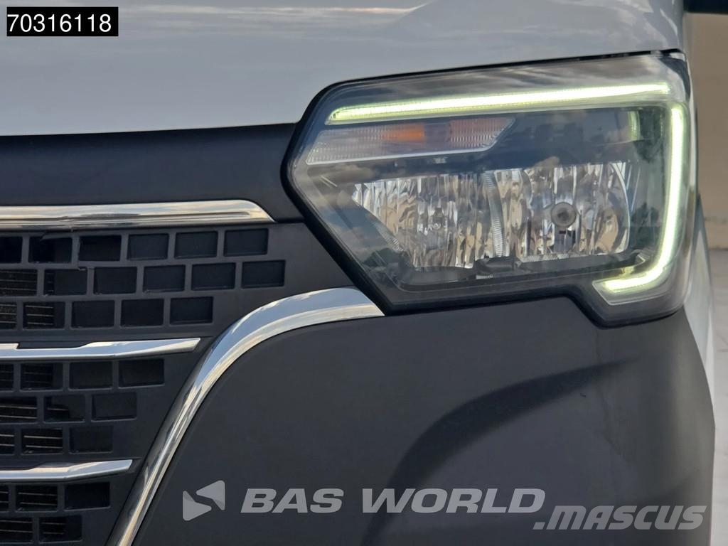 Renault Master 145PK Furgón Caja Cerrada – LED - Navegació Άλλα Vans