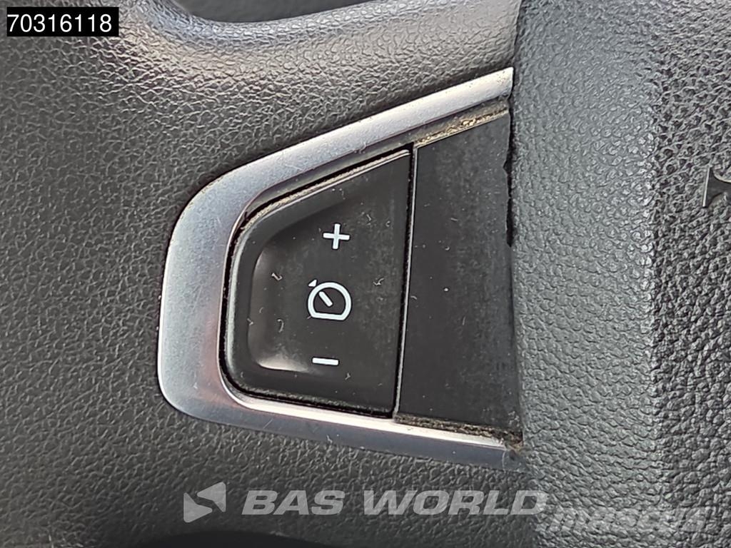 Renault Master 145PK Furgón Caja Cerrada – LED - Navegació Άλλα Vans