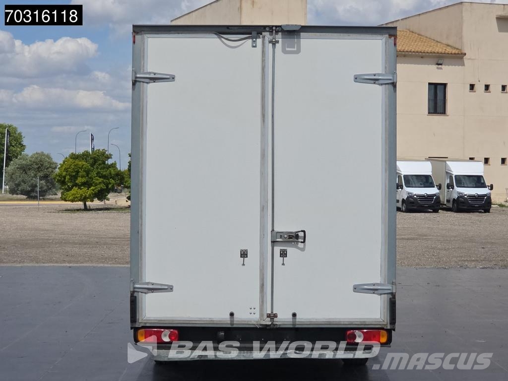 Renault Master 145PK Furgón Caja Cerrada – LED - Navegació Άλλα Vans