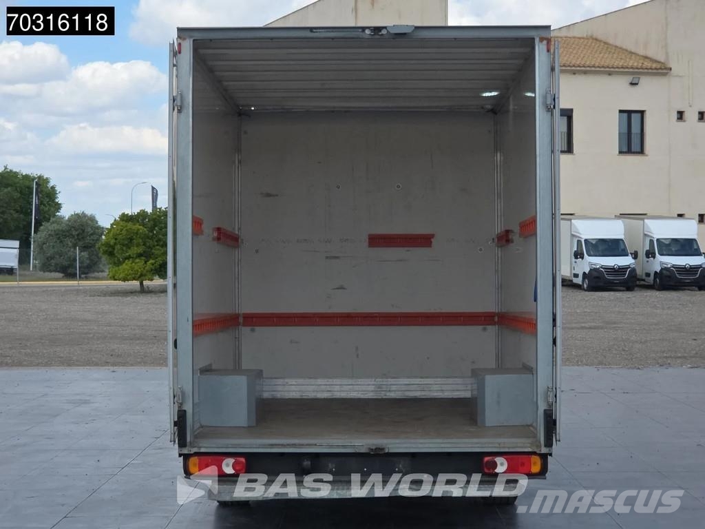 Renault Master 145PK Furgón Caja Cerrada – LED - Navegació Άλλα Vans
