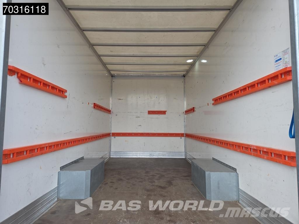 Renault Master 145PK Furgón Caja Cerrada – LED - Navegació Άλλα Vans