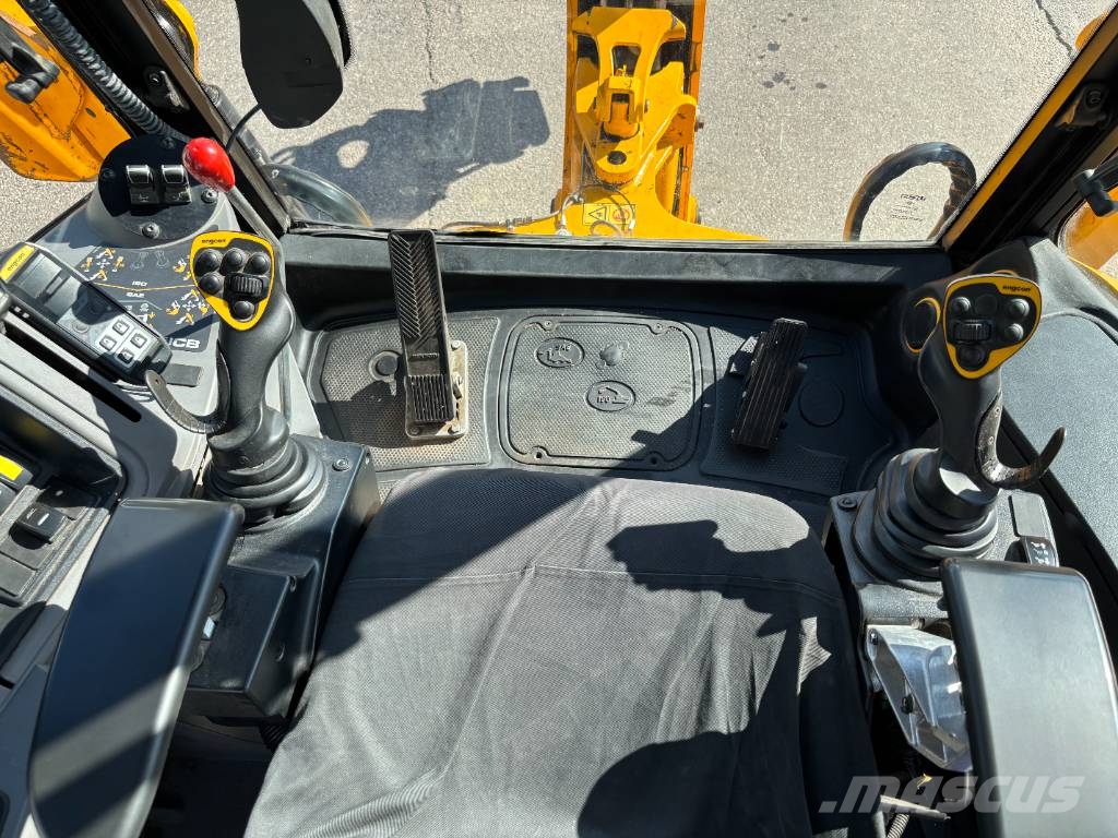 JCB 4 CXE SV KK 4X4X4 PRO Graaf-laadcombinaties