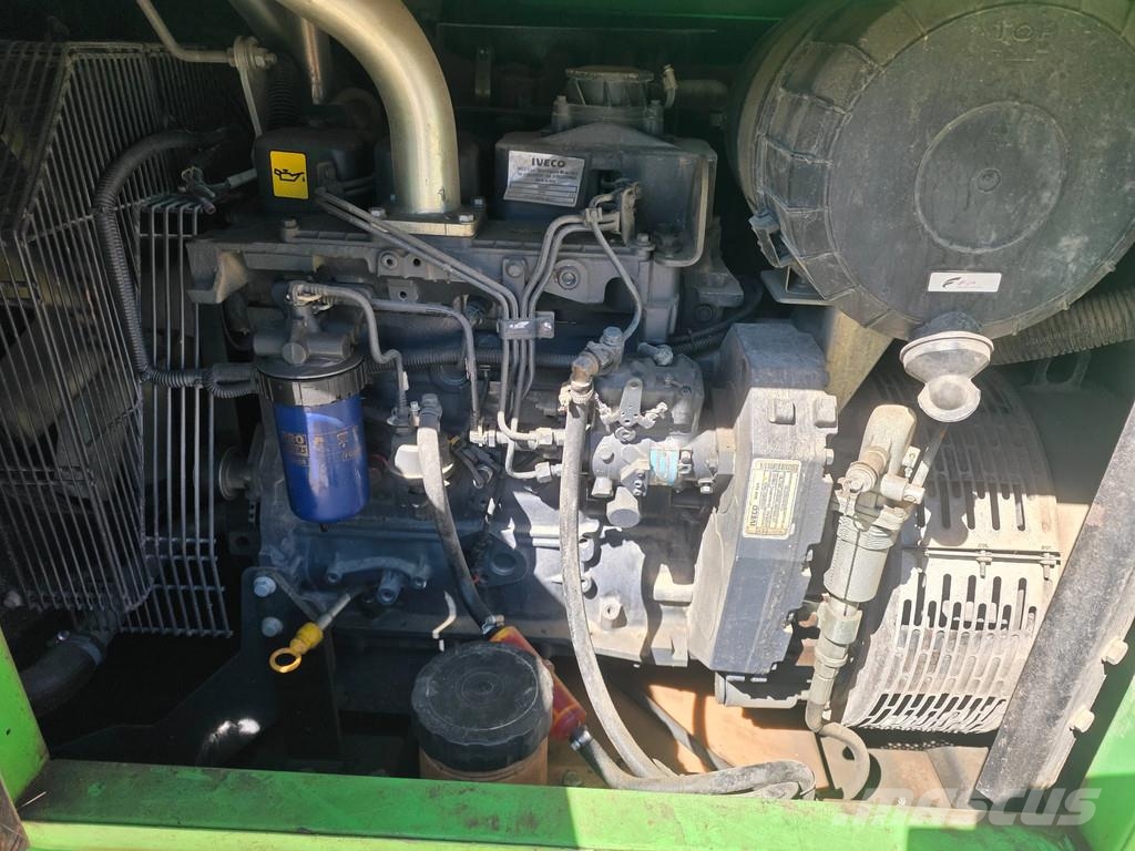Atlas Copco Genelac 100 kva generator aggregaat iveco 其它发电机