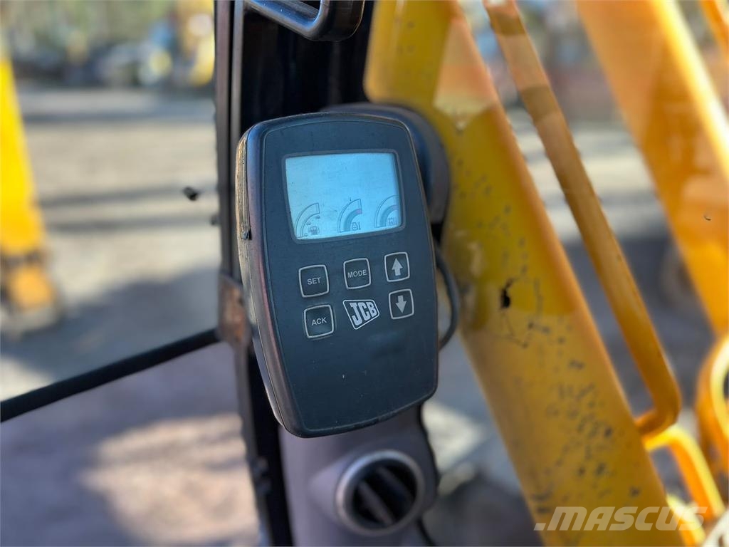 JCB JS160LC TUKISUKSILLA Pelle sur chenilles