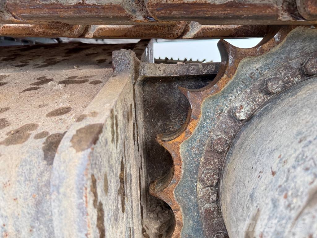 Hyundai HX220L - 360° Camera / Automatic Greasing Rupsgraafmachines