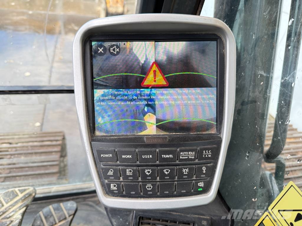 Hyundai HX220L - 360° Camera / Automatic Greasing Rupsgraafmachines
