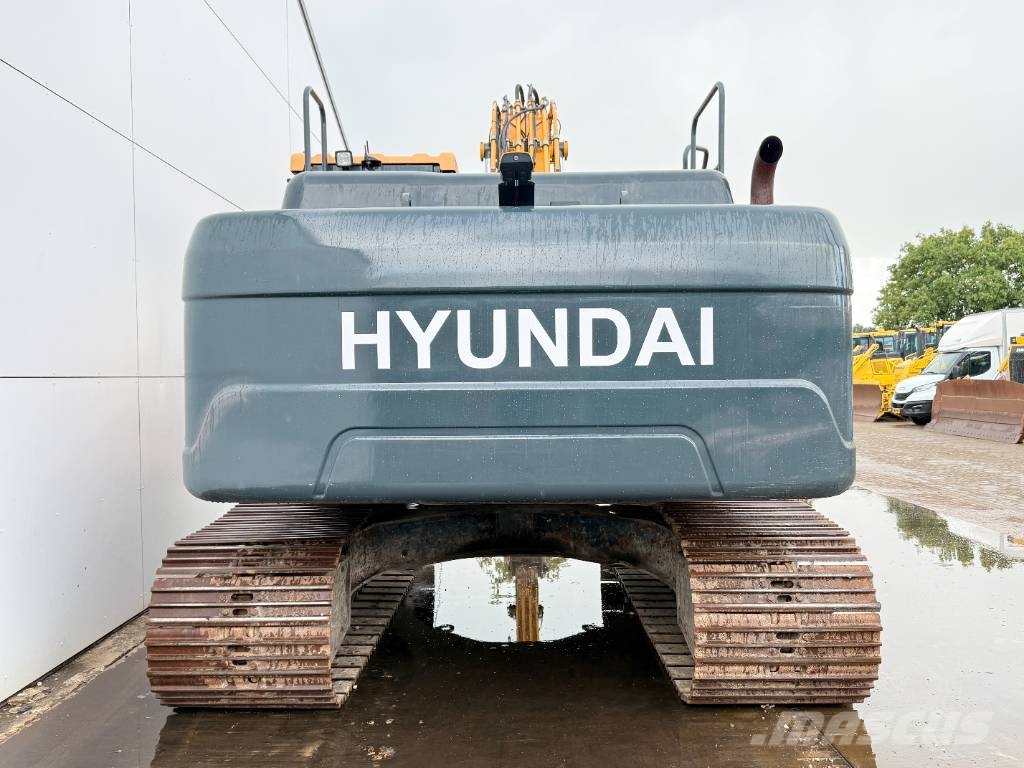Hyundai HX220L - 360° Camera / Automatic Greasing Rupsgraafmachines