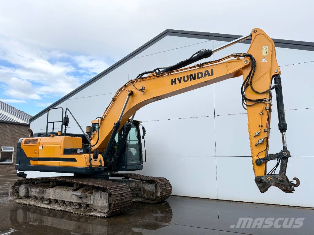 Hyundai HX220L - 360° Camera / Automatic Greasing Rupsgraafmachines