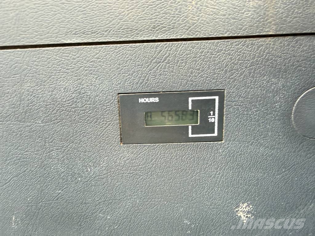 Hyundai HX220L - 360° Camera / Automatic Greasing Rupsgraafmachines