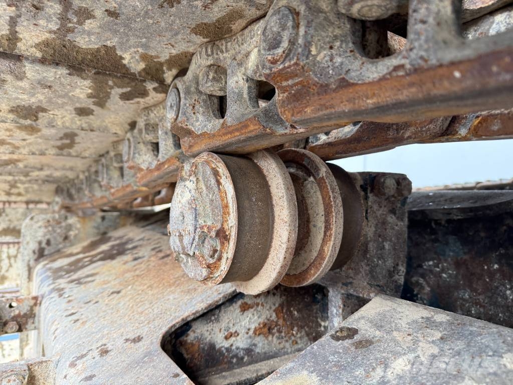Hyundai HX220L - 360° Camera / Automatic Greasing Rupsgraafmachines