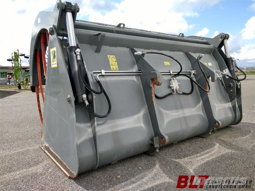  BRESSEL+LADE Silagebeißschaufel XXL Сільгосптехніка - Інші