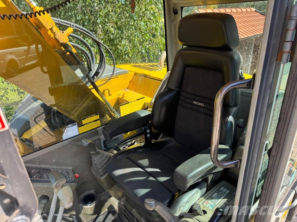Kato HD 308 Rupskraan Excavadoras 7t - 12t