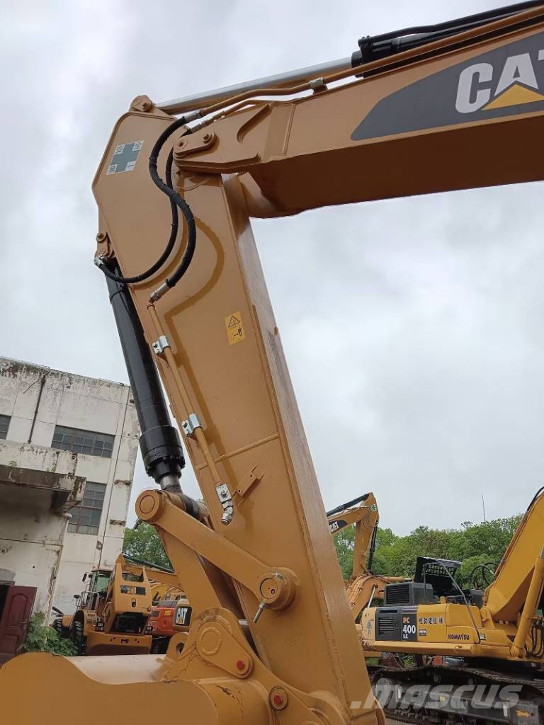 CAT 324 D- Excellent Working Condition Vikšriniai ekskavatoriai
