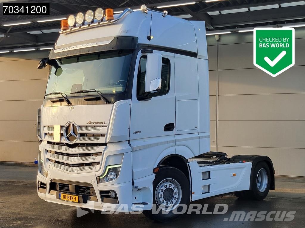 Mercedes-Benz Actros 1951 4X2 GigaSpace NL-Truck 2xTanks ACC Sta Sadulveokid