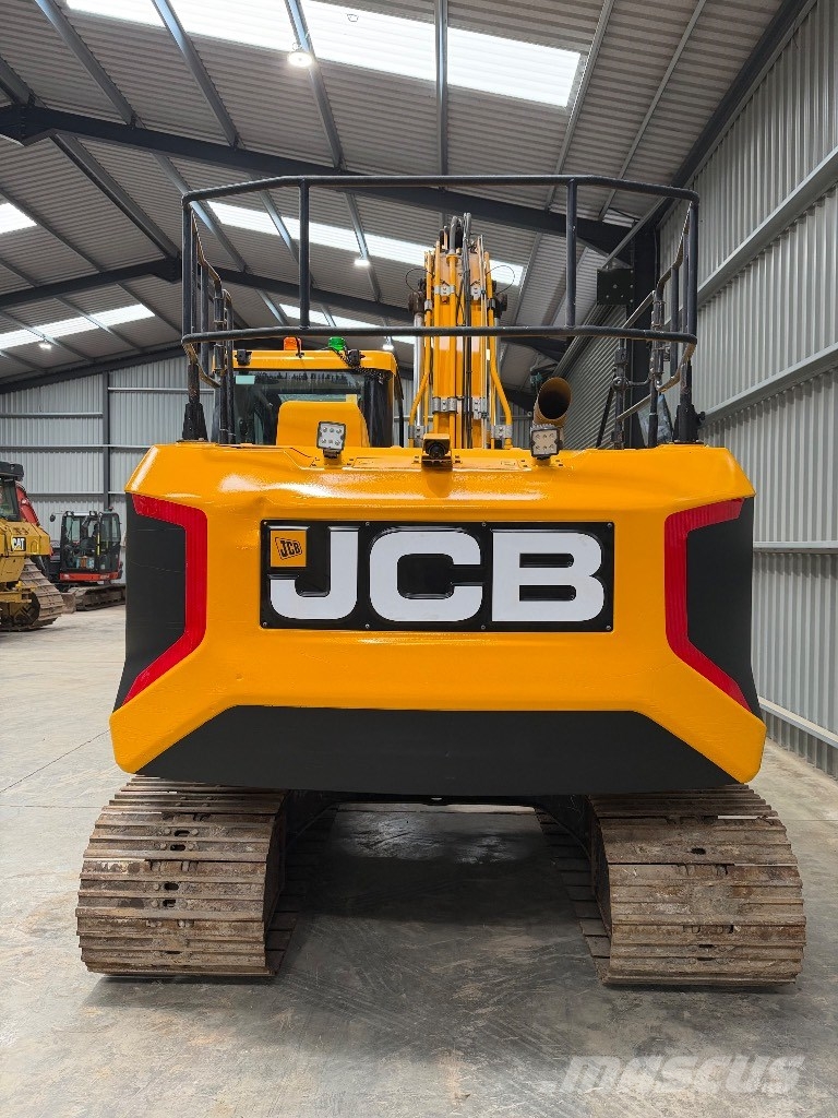 JCB 140 X Gravemaskiner på larvebånd