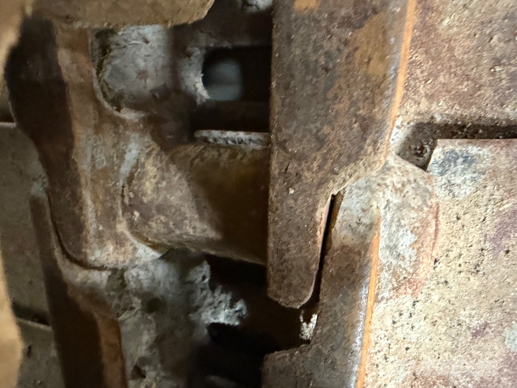 JCB 140 X Gravemaskiner på larvebånd