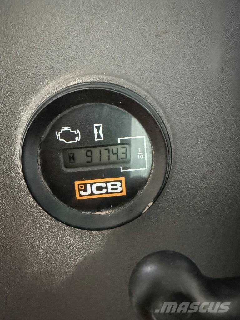 JCB 140 X Gravemaskiner på larvebånd