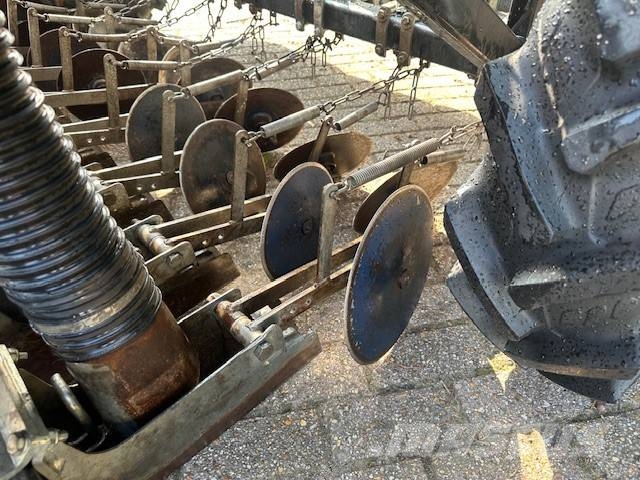 Delta Planter Drill 8 2250 Sembradoras de cebolla