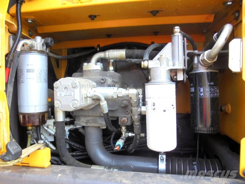 Volvo EW 140 D - 35 km/h Pelle sur pneus