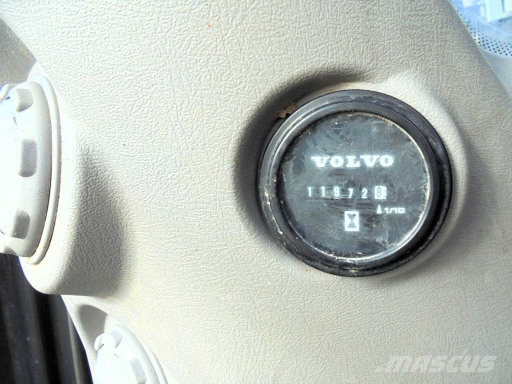 Volvo EW 140 D - 35 km/h Pelle sur pneus