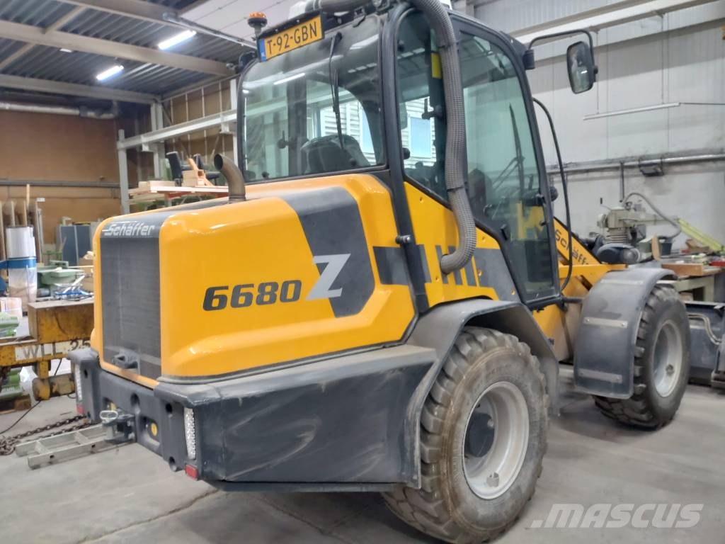 Schafer 6680 Z Víceúčelové nakladače