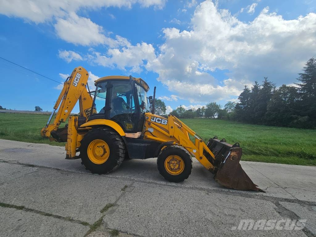 JCB 3 CX Kaivurikuormaajat