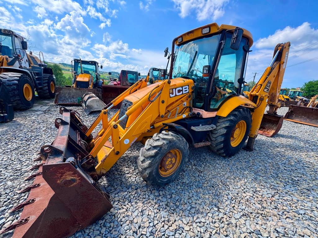 JCB 3 CX Kaivurikuormaajat