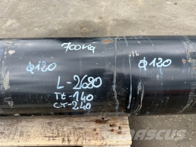 CAT LARGE HYDRAULIC CYLINDER WEIGHT 800 KG Hydraulics
