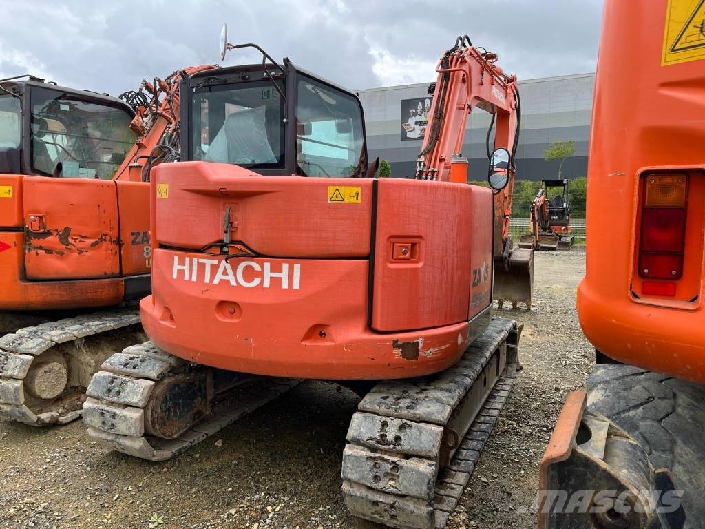 Hitachi ZX85USB 中型挖掘机