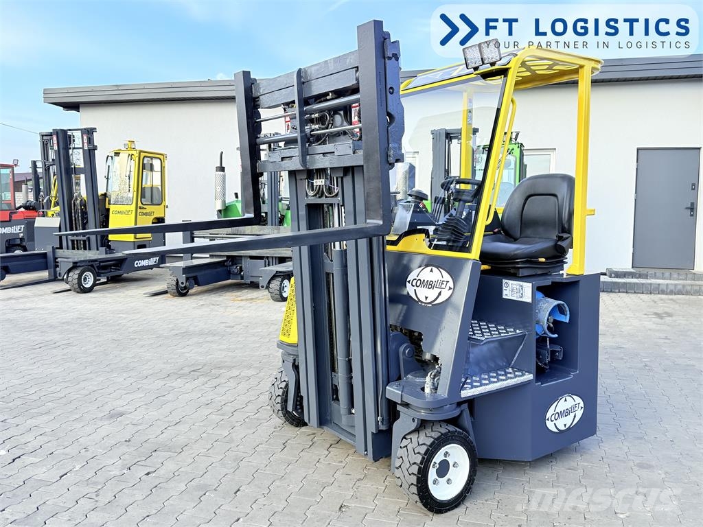 Combilift CB3000 | GAS | TRIPLEX 4900 | FREE-LIFT | FORK-POS 4-vägstruck